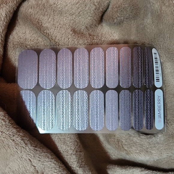 Jamberry Knit Happens Nail Wraps Full Sheet - Picture 3 of 3